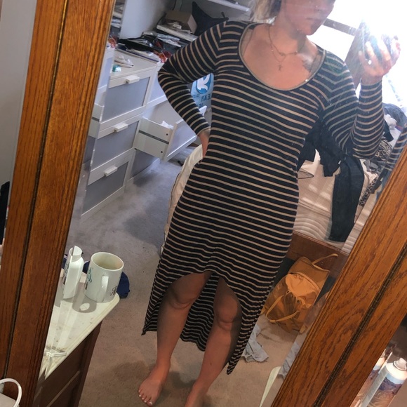 BCBGmaxazria medium dress - Picture 8 of 8